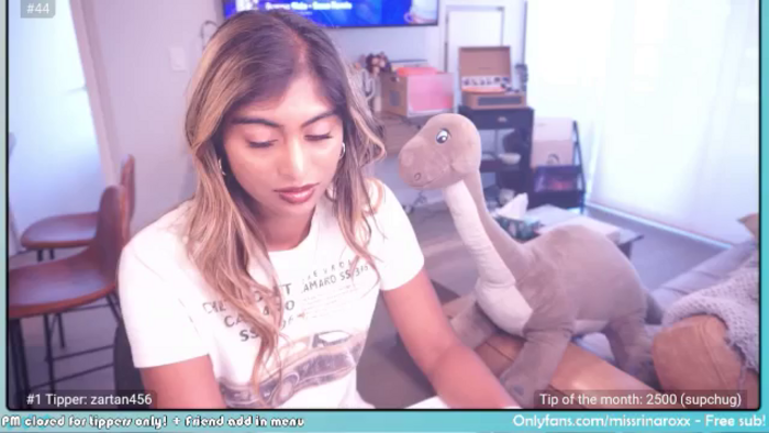 Missrinaroxx
