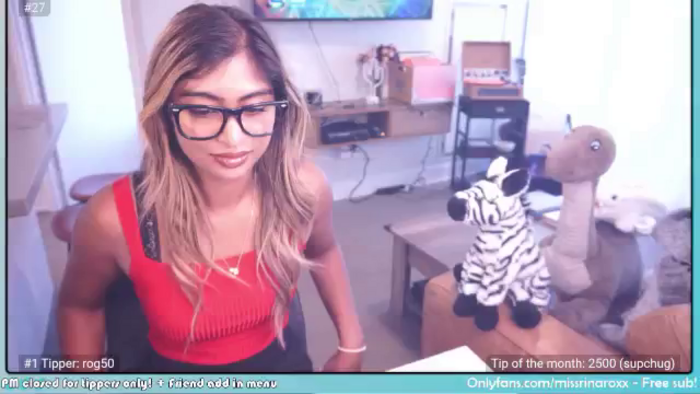 Missrinaroxx