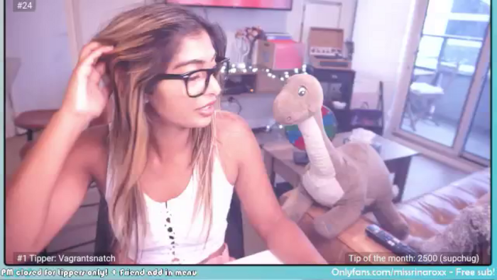 Missrinaroxx