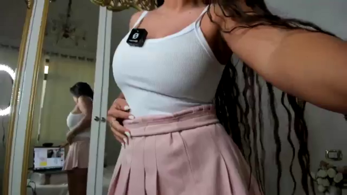 NycoleAniston