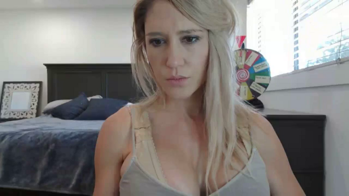 blond_milf