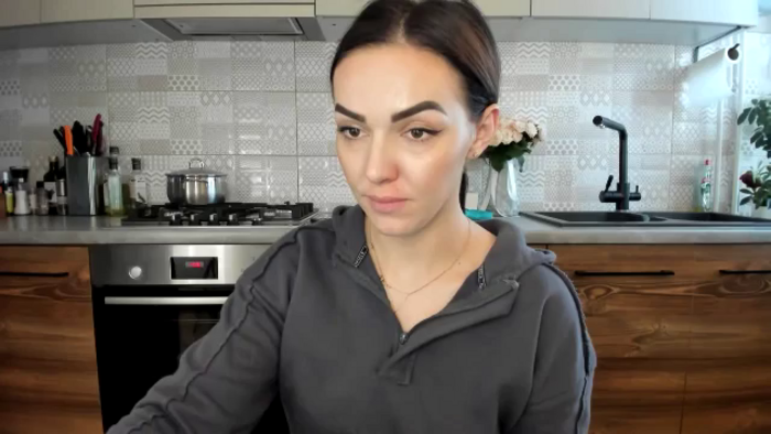MissNelly_