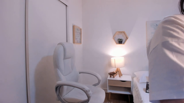 MiaFranklyn