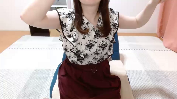 xTSUKIxQ