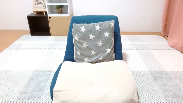 xTSUKIxQ