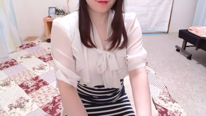 xTSUKIxQ
