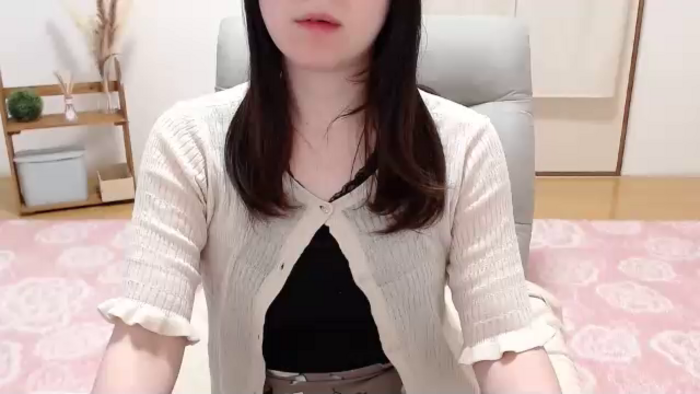 xTSUKIxQ
