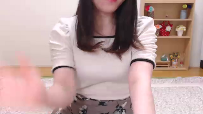xTSUKIxQ