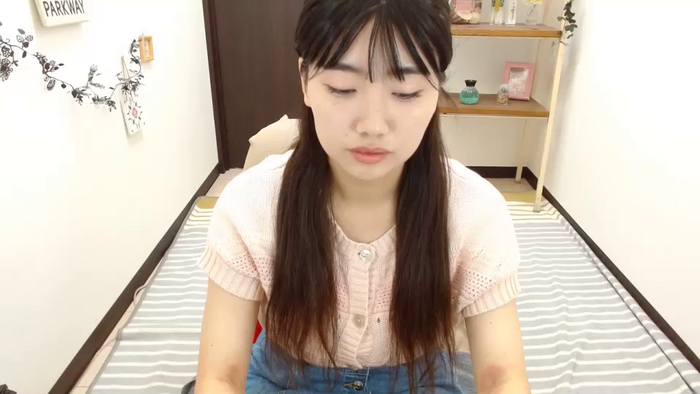 azYUUKAaz