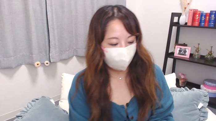 YURI3m