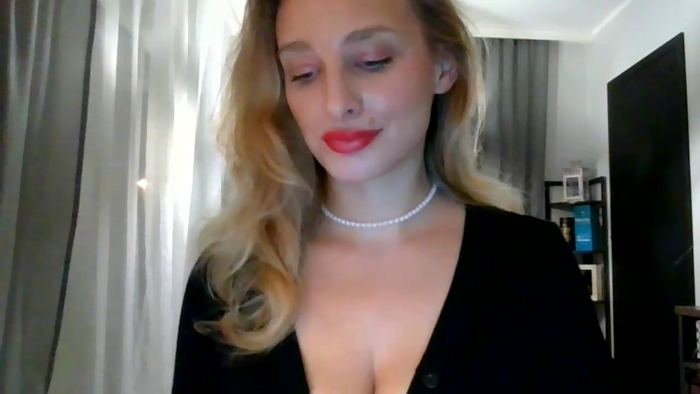 MarilynAlone