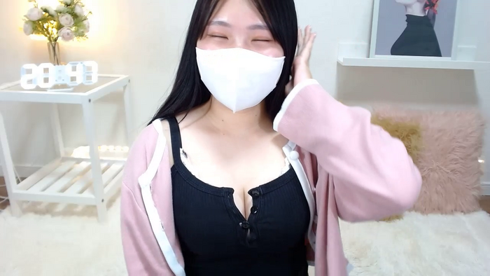 xqLUNApx0