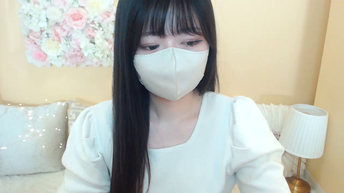 Yuix0