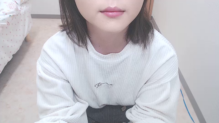 xyAKANEyx