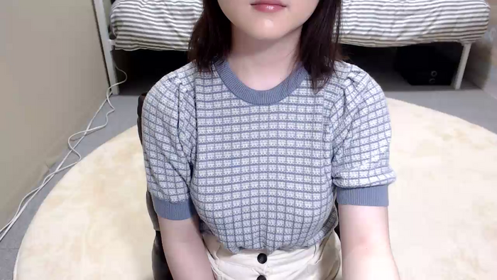 xyAKANEyx