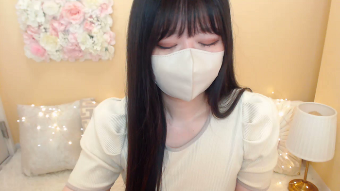 Yuix0