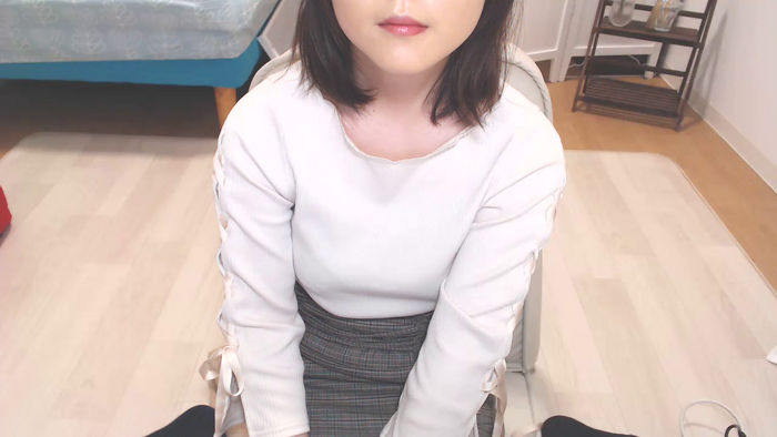 xyAKANEyx