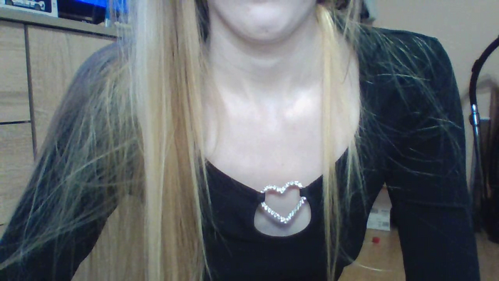 Hot_Blondi18_