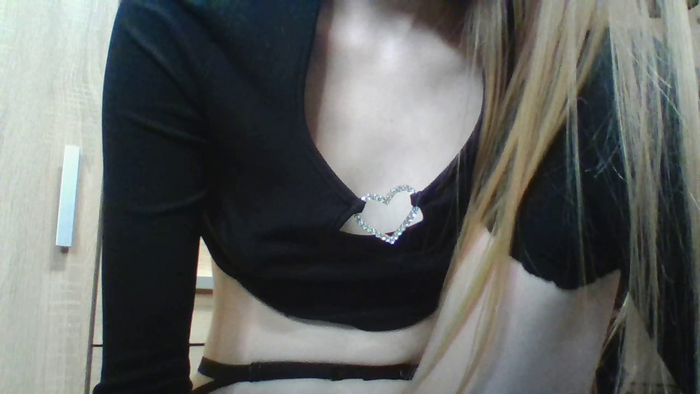Hot_Blondi18_