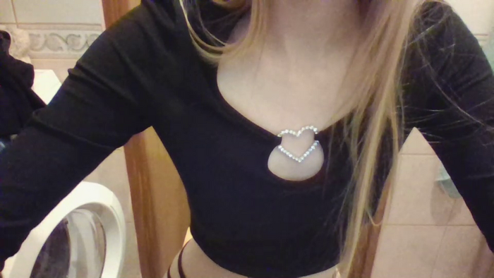 Hot_Blondi18_