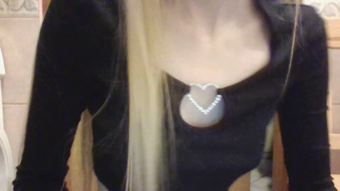 Hot_Blondi18_
