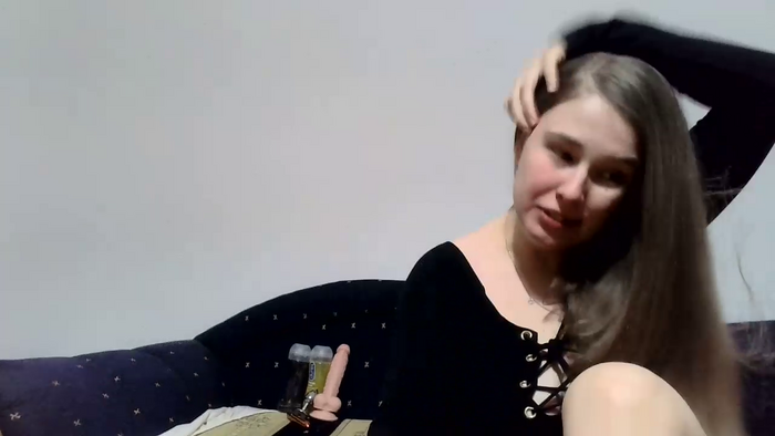 PodnieconaOna19_