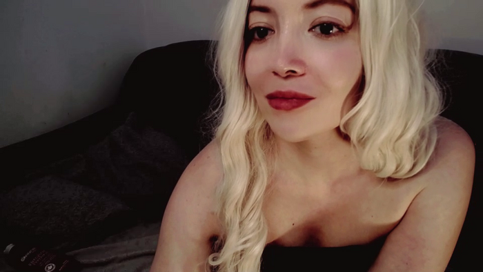 karolinaem_