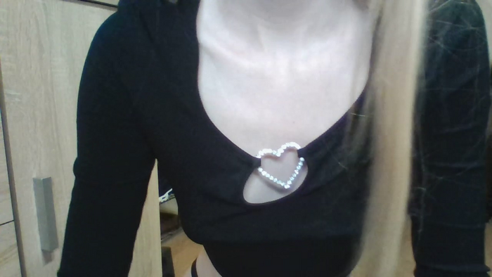 Hot_Blondi18_