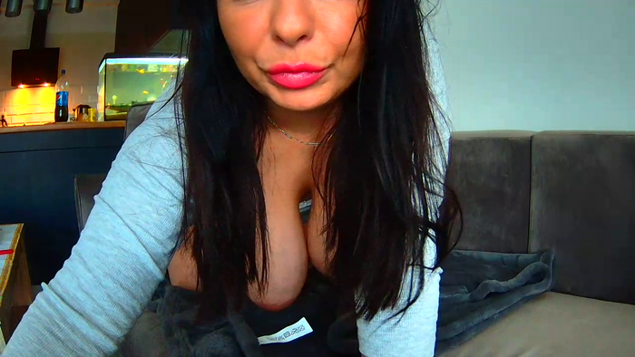 xxbrunetka29x_