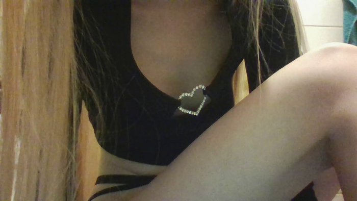 Hot_Blondi18_