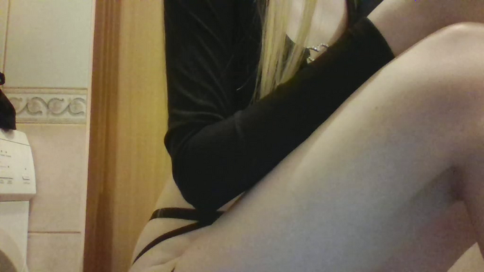 Hot_Blondi18_