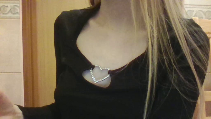 Hot_Blondi18_