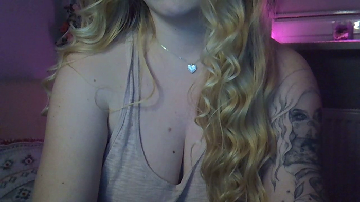 OliviaBayLive_