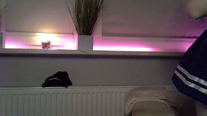 OliviaBayLive_