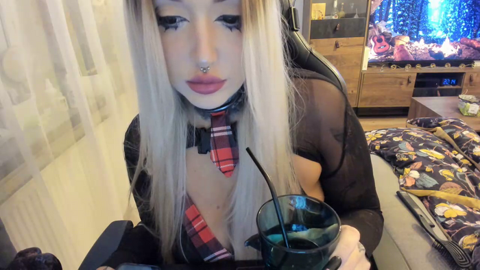Devii_