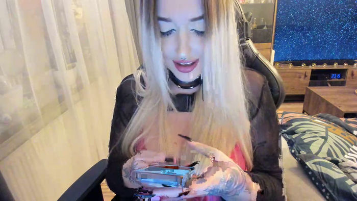 Devii_
