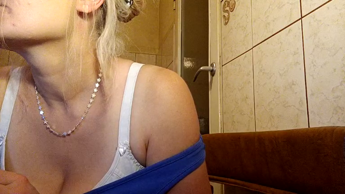 malutka898)