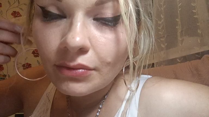 malutka898)