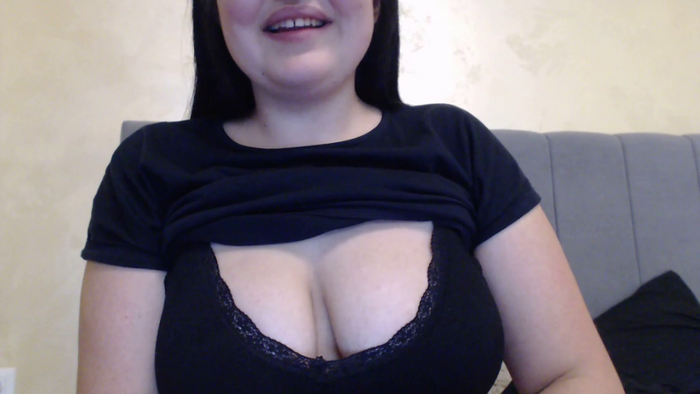Malinka_Hot