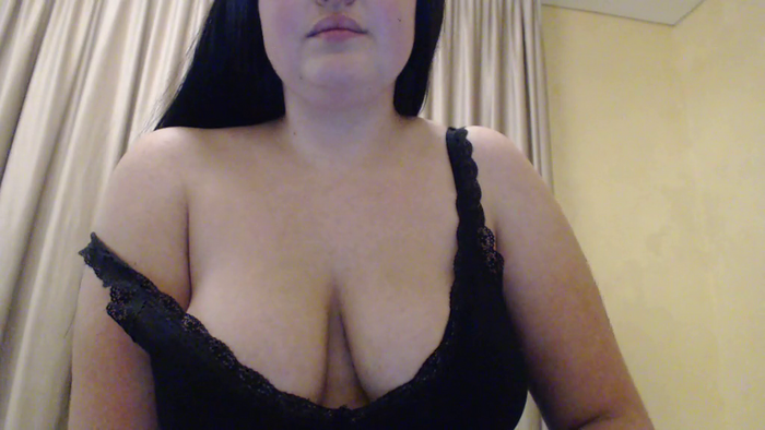 Malinka_Hot
