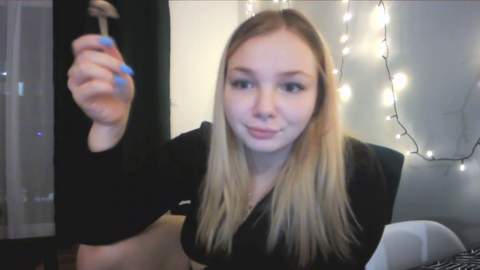 _Blondiebaby_