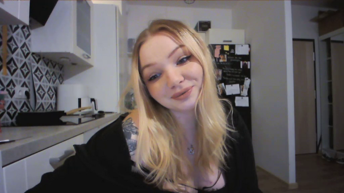 _Blondiebaby_