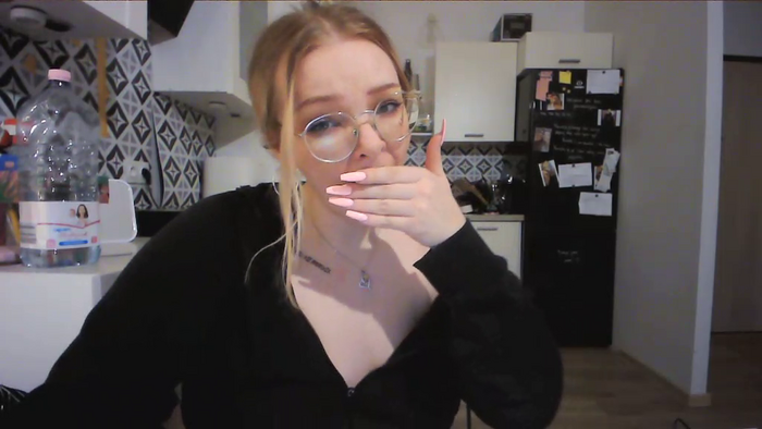 _Blondiebaby_