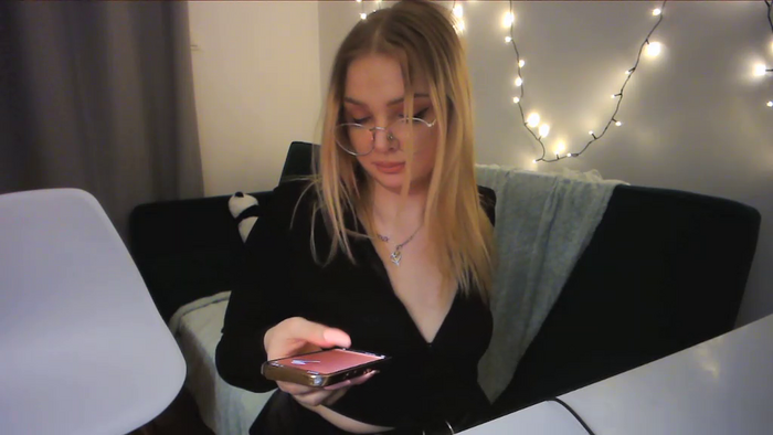 _Blondiebaby_
