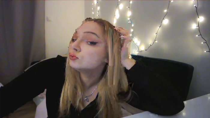 _Blondiebaby_