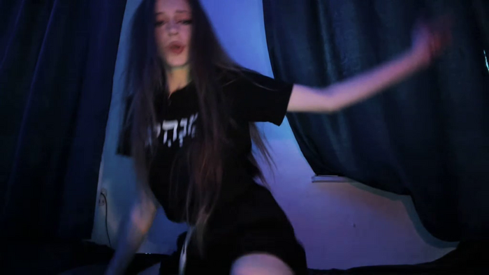 Tasama_Lara