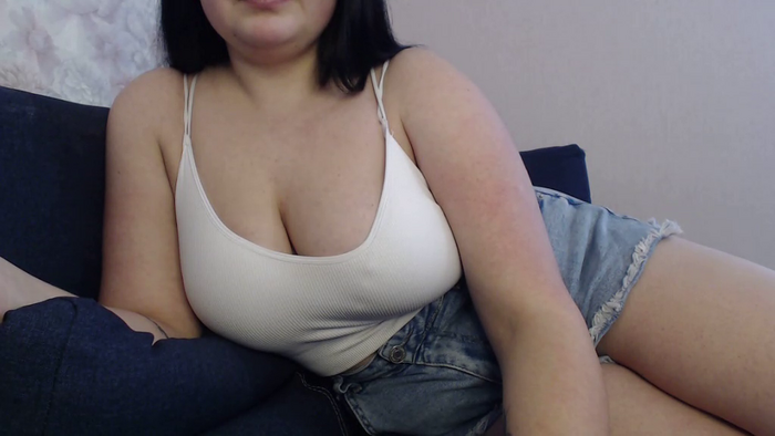 Malinka_Hot