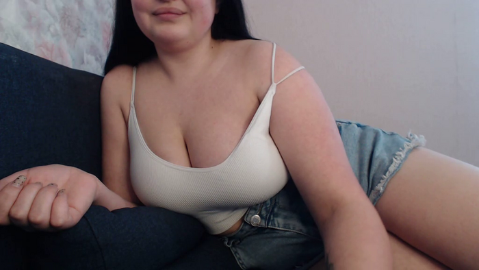 Malinka_Hot