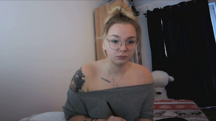 _Blondiebaby_