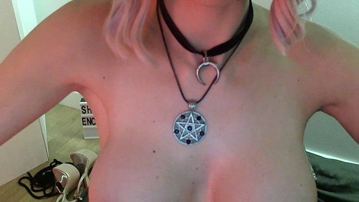 _EnchantingGirl_